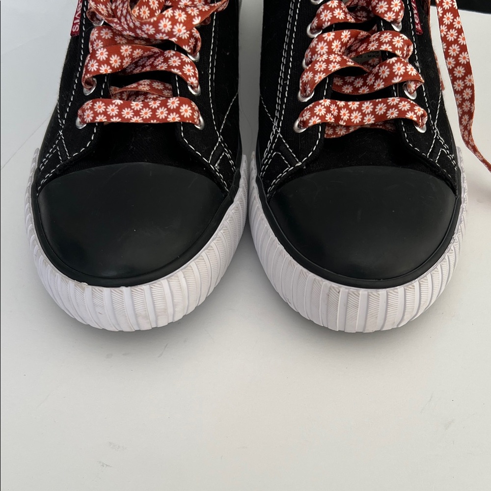 Levi's Black Anikin‎ Canvas Sneakers - Picture 4 of 14